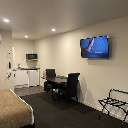 Riverlea Motel Гор Екстер'єр фото