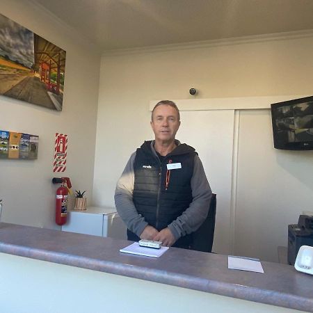 Riverlea Motel Гор Екстер'єр фото