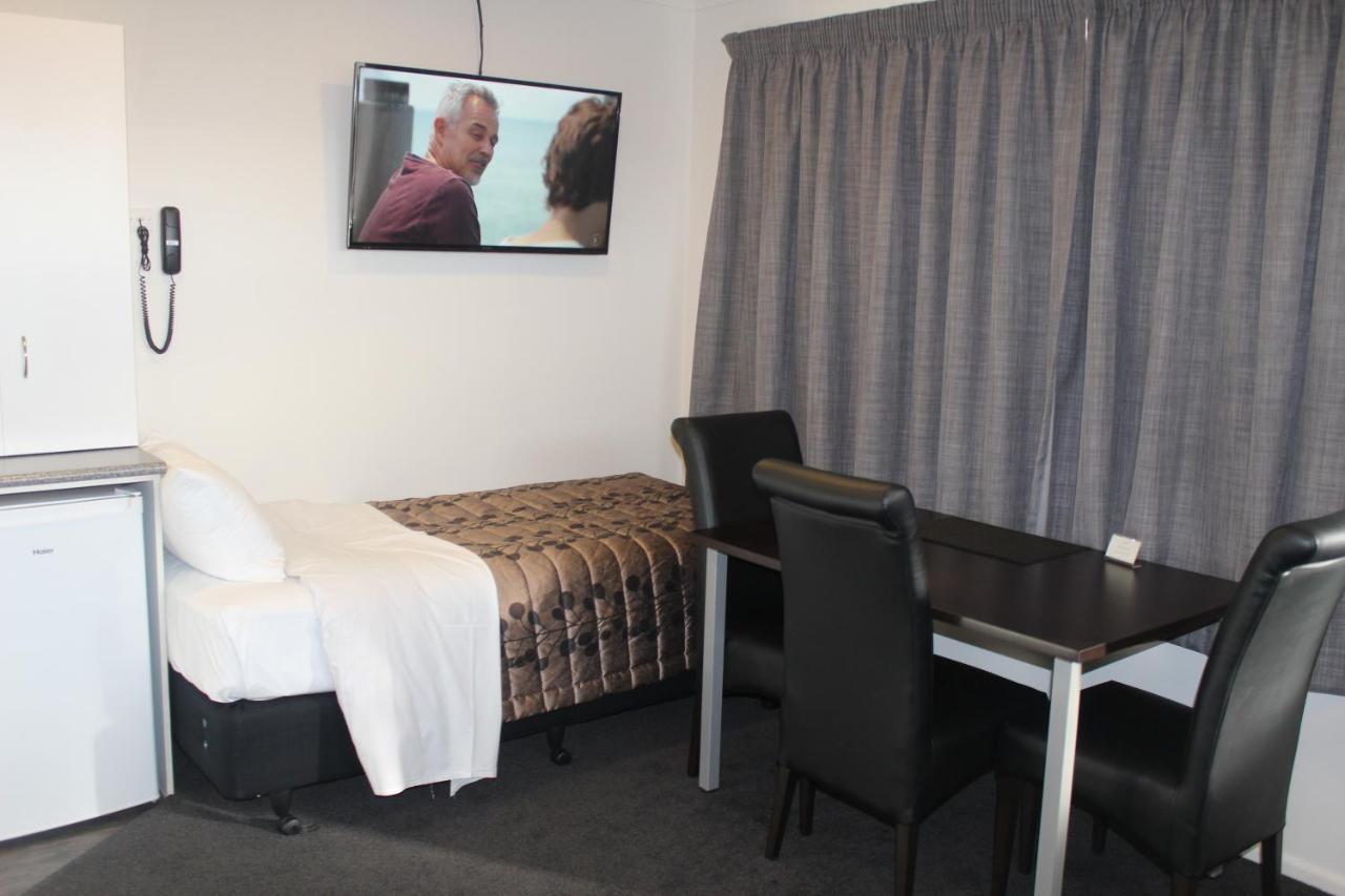 Riverlea Motel Гор Екстер'єр фото